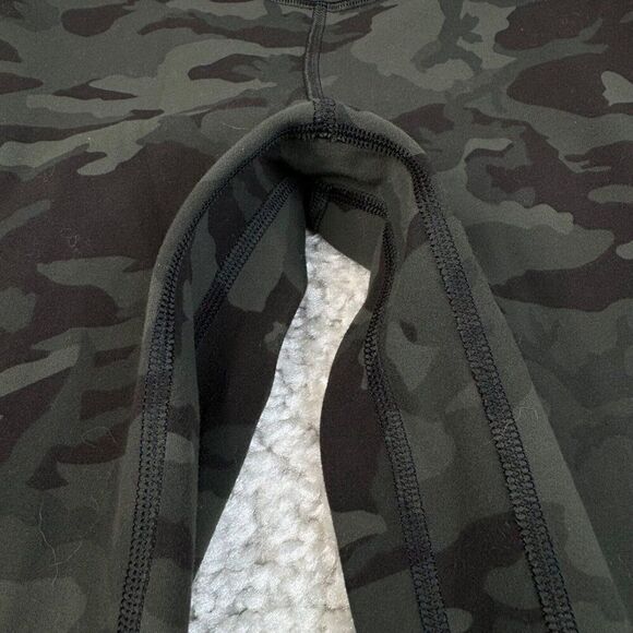 Lululemon Align High Rise Legging Gator Green Camo - Picture 5 of 11